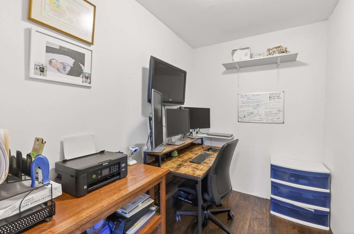 Office Space located on 2nd level