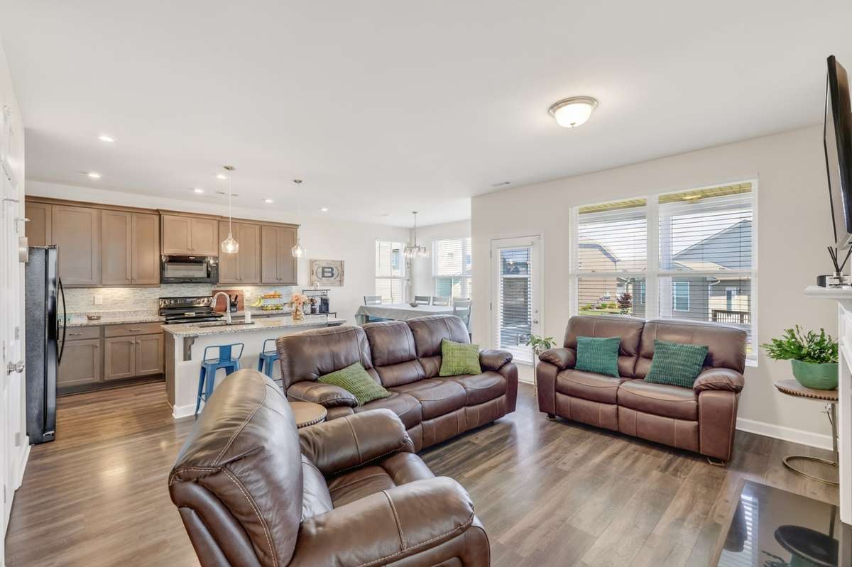 Open concept living at its finest!