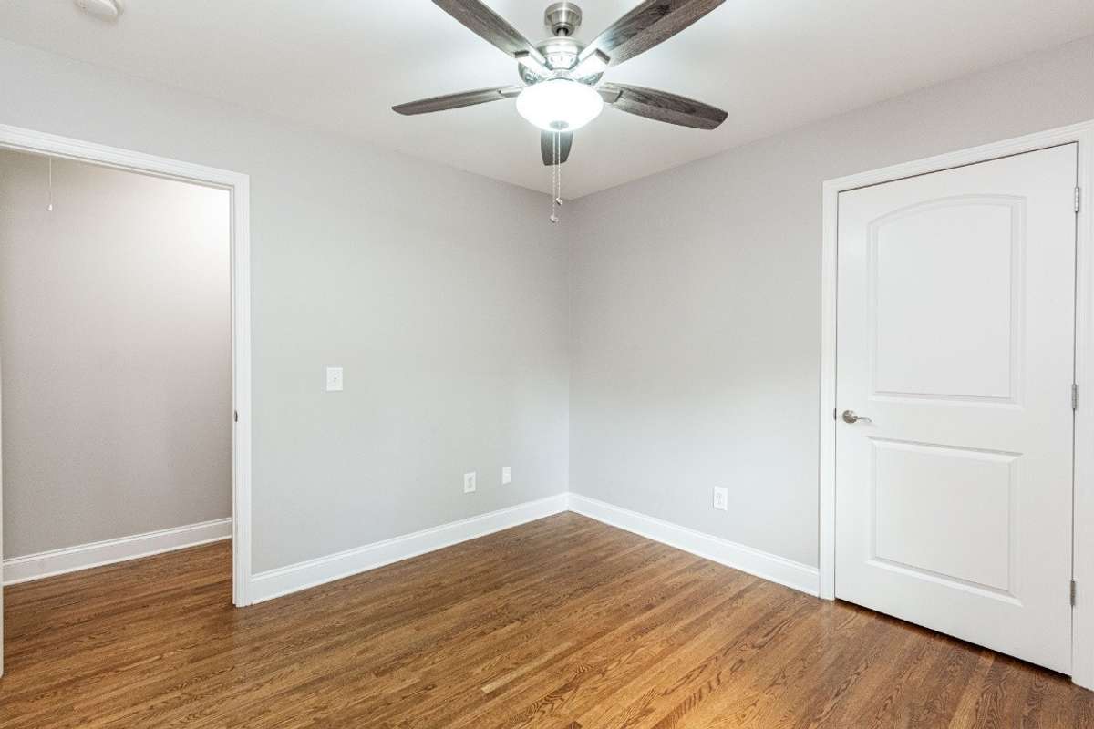 Great size bedroom