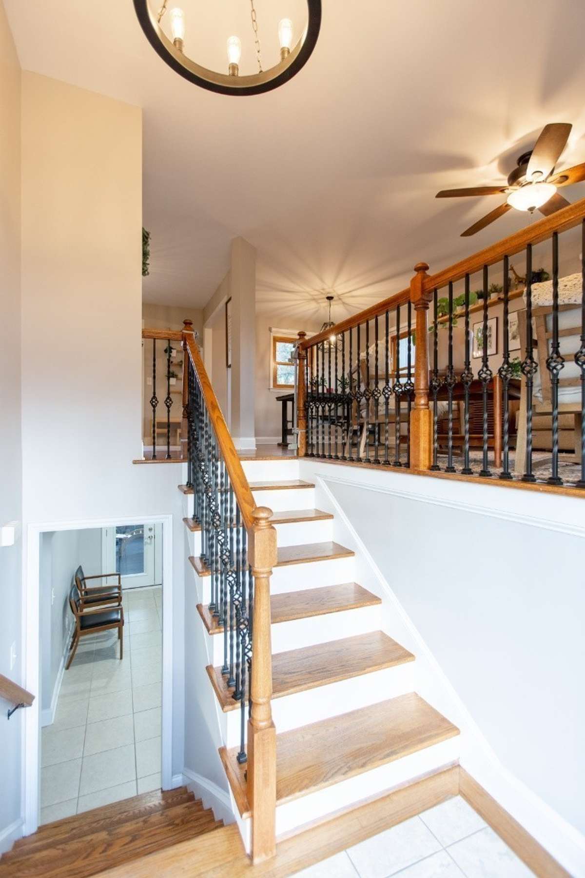Foyer with double door entry