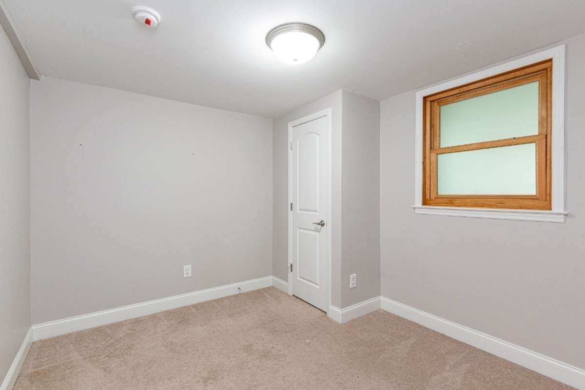 Hobby room or small bedroom