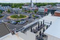 Minutes from the Lebanon square's shopping and dining district.