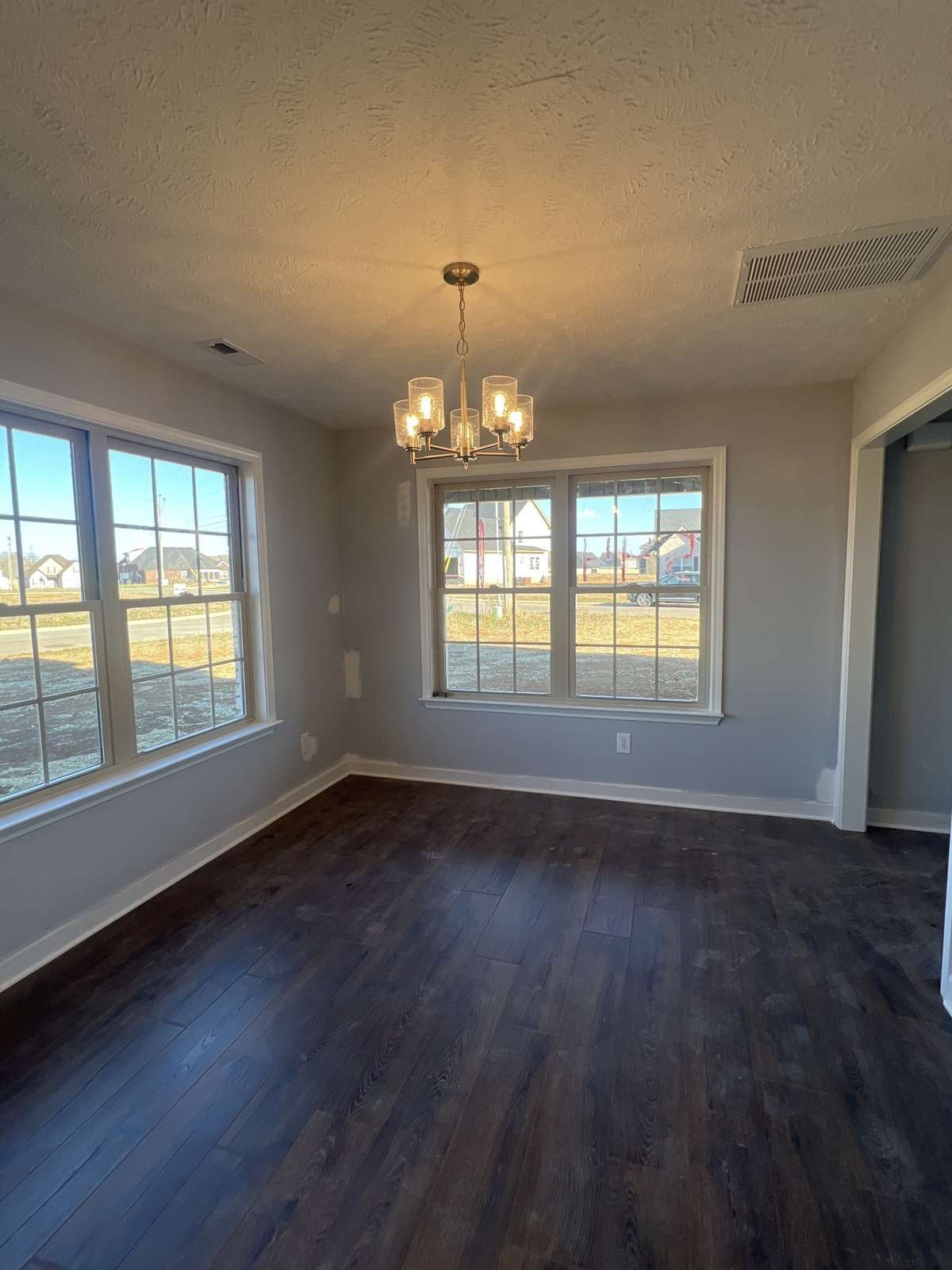 Not Actual Home. Same Floorplan. Finishes will vary.