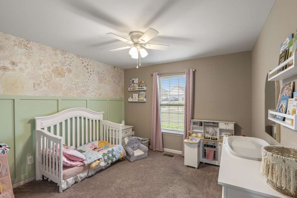 How sweet is this? Versatile wall treatment