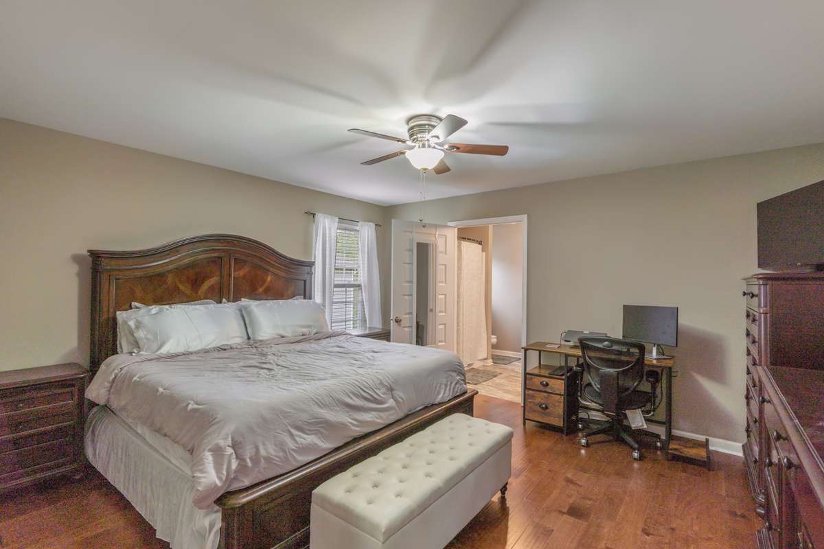 Primary suite