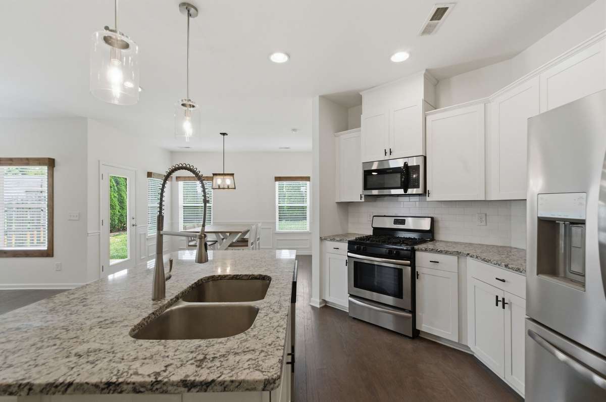The perfect kitchen work layout.