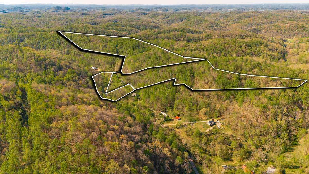 Aerial footage of the 5 acres the home sits on plus ++ the additional 48+ acres behind it also for sale (MLS #3179382).  SO many options...family compound...in law cottage and custom home to be built...the list goes on!  Drawing is "approximate".