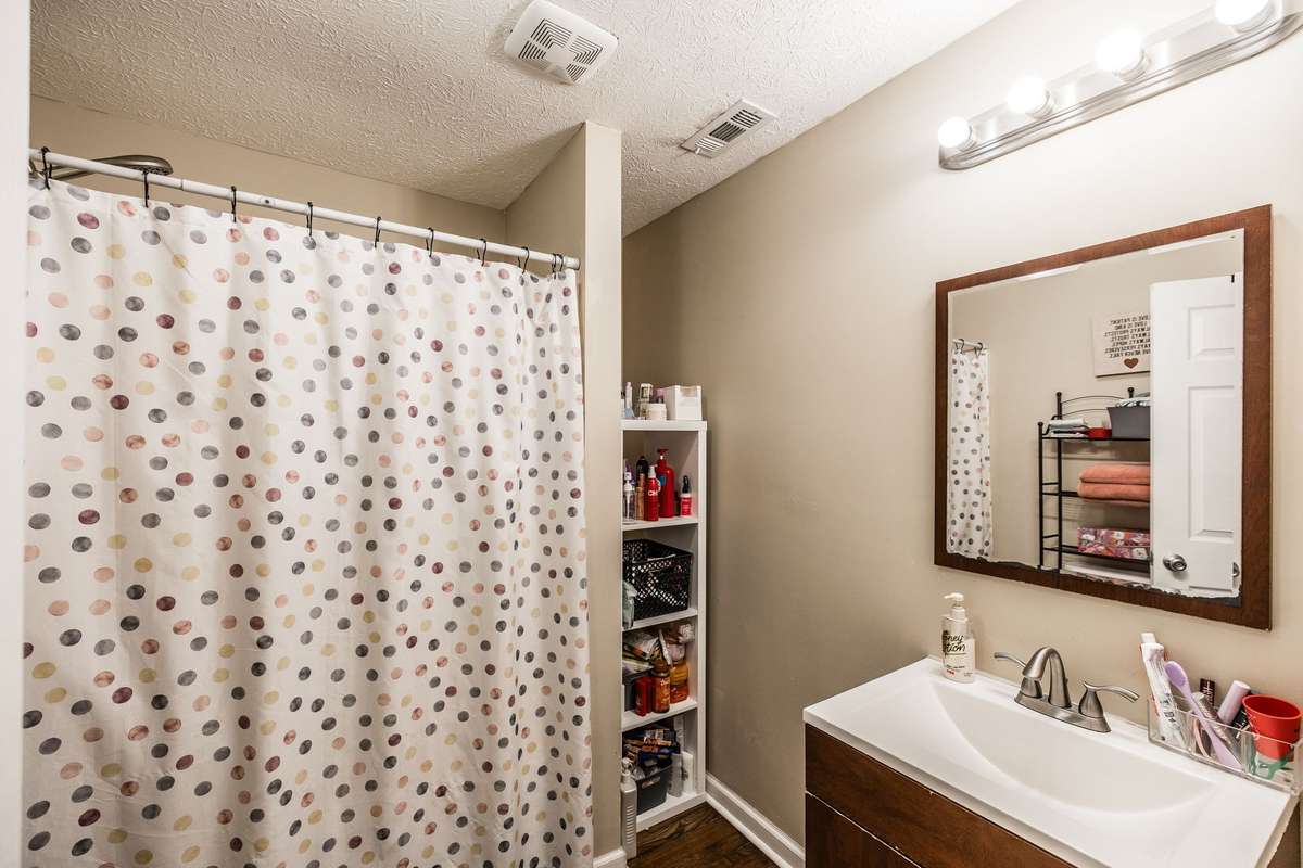 Secondary bathroom