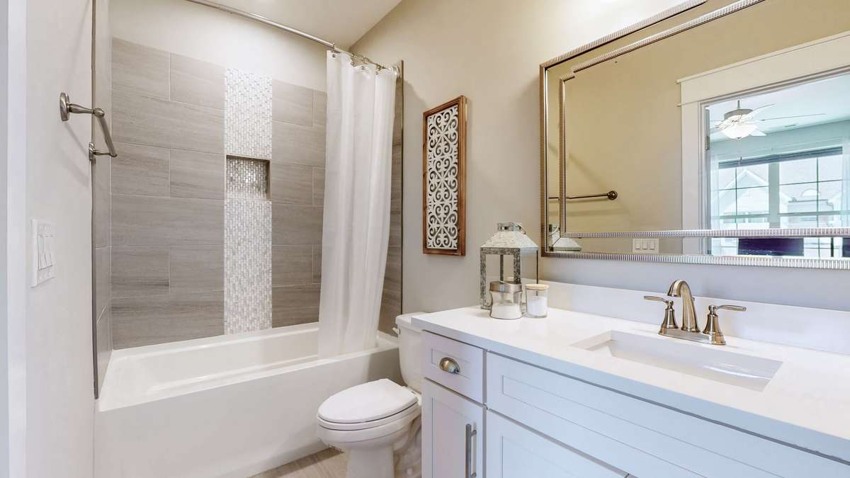 Primary Suite Bathroom