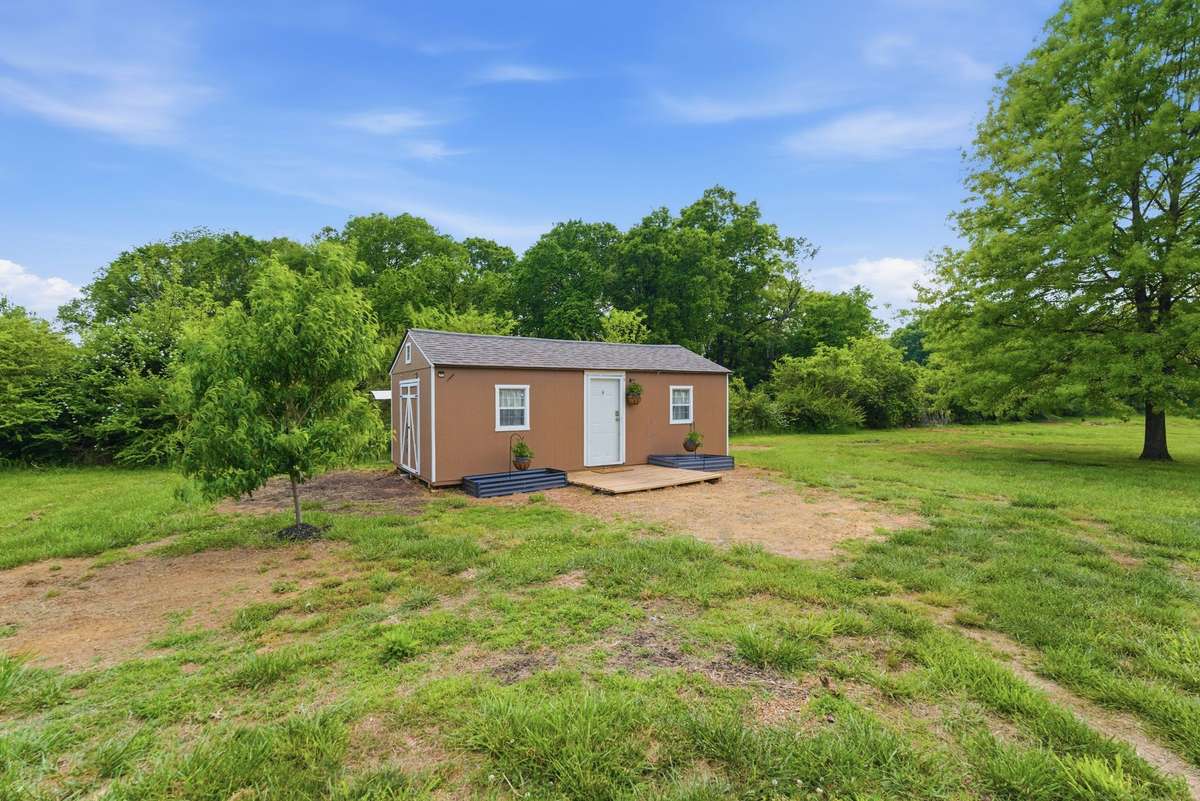 12x24 She-Shed or Man Cave! Site built, separate breaker box and a mini split unit for heating and AC!