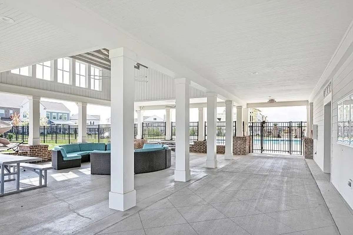 Cabana living