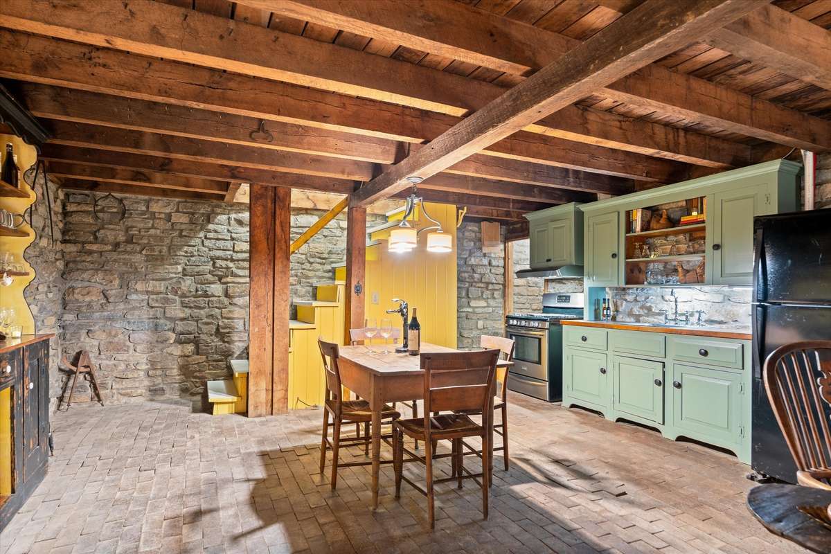 Summer kitchen