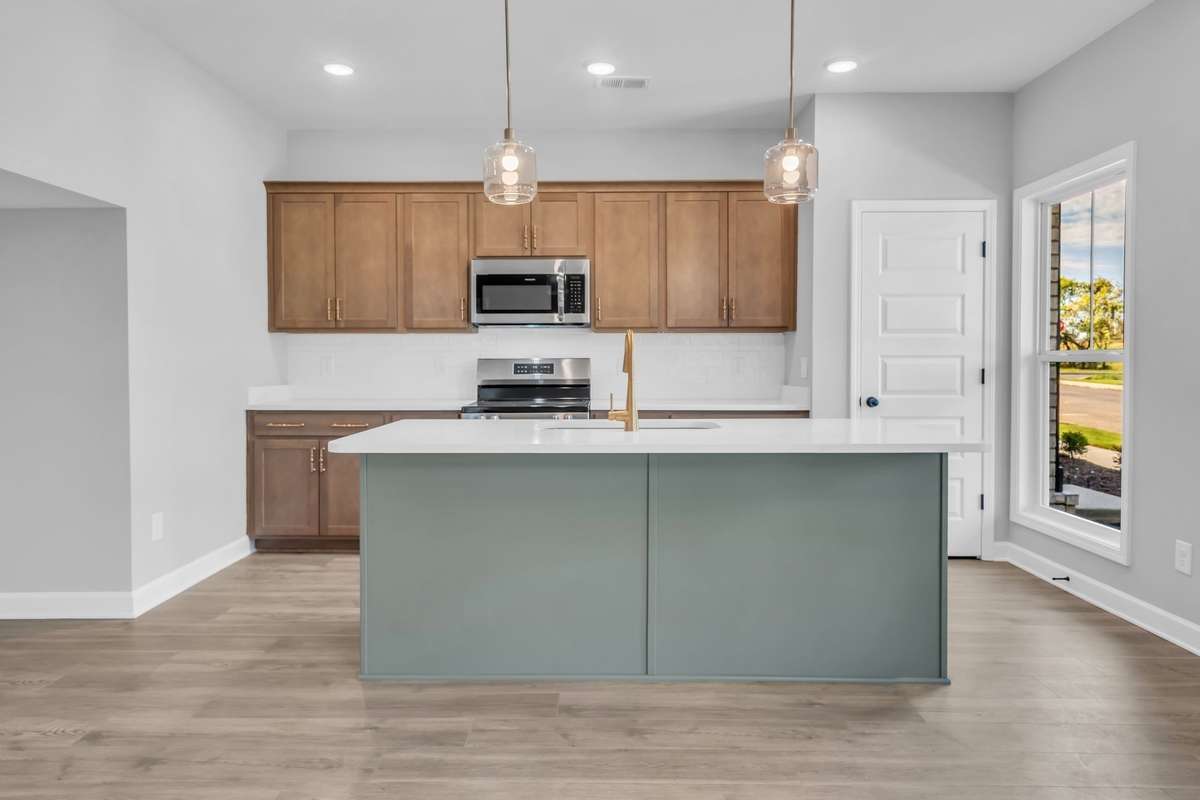 Photos from previously built Grayson floorplan.