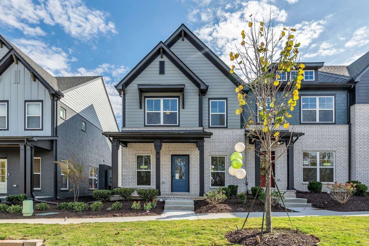 Come build your brand new Grayson floorplan! This home features 4 bedrooms with a guest suite on the first floor, rear entry 1 car garage, and a large front covered porch. Photos from previously built Grayson floorplan.