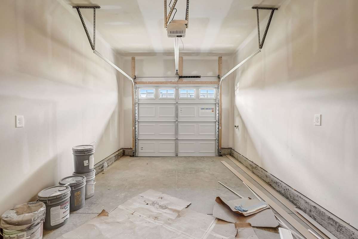 Photos from previously built Tahoe.