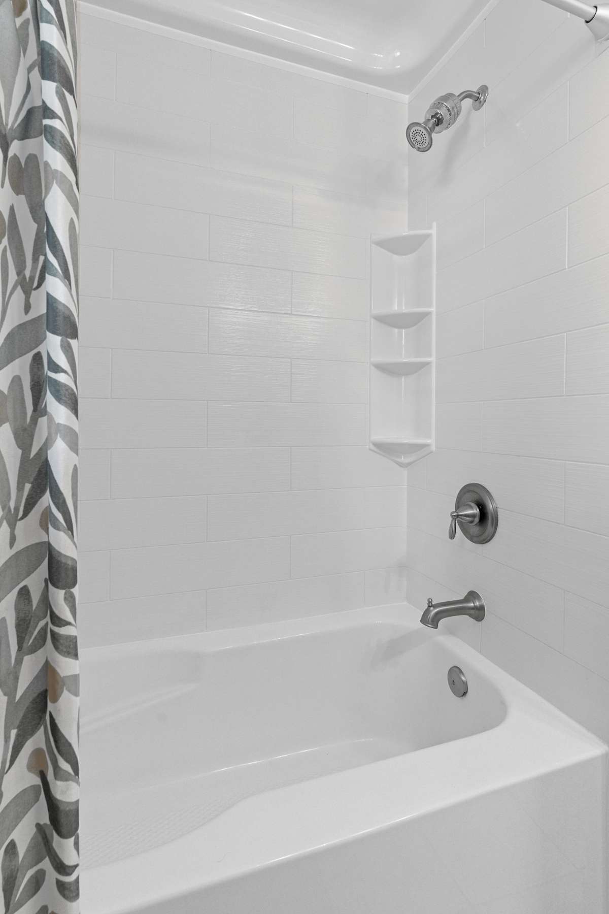 Full Bath With New Tub
