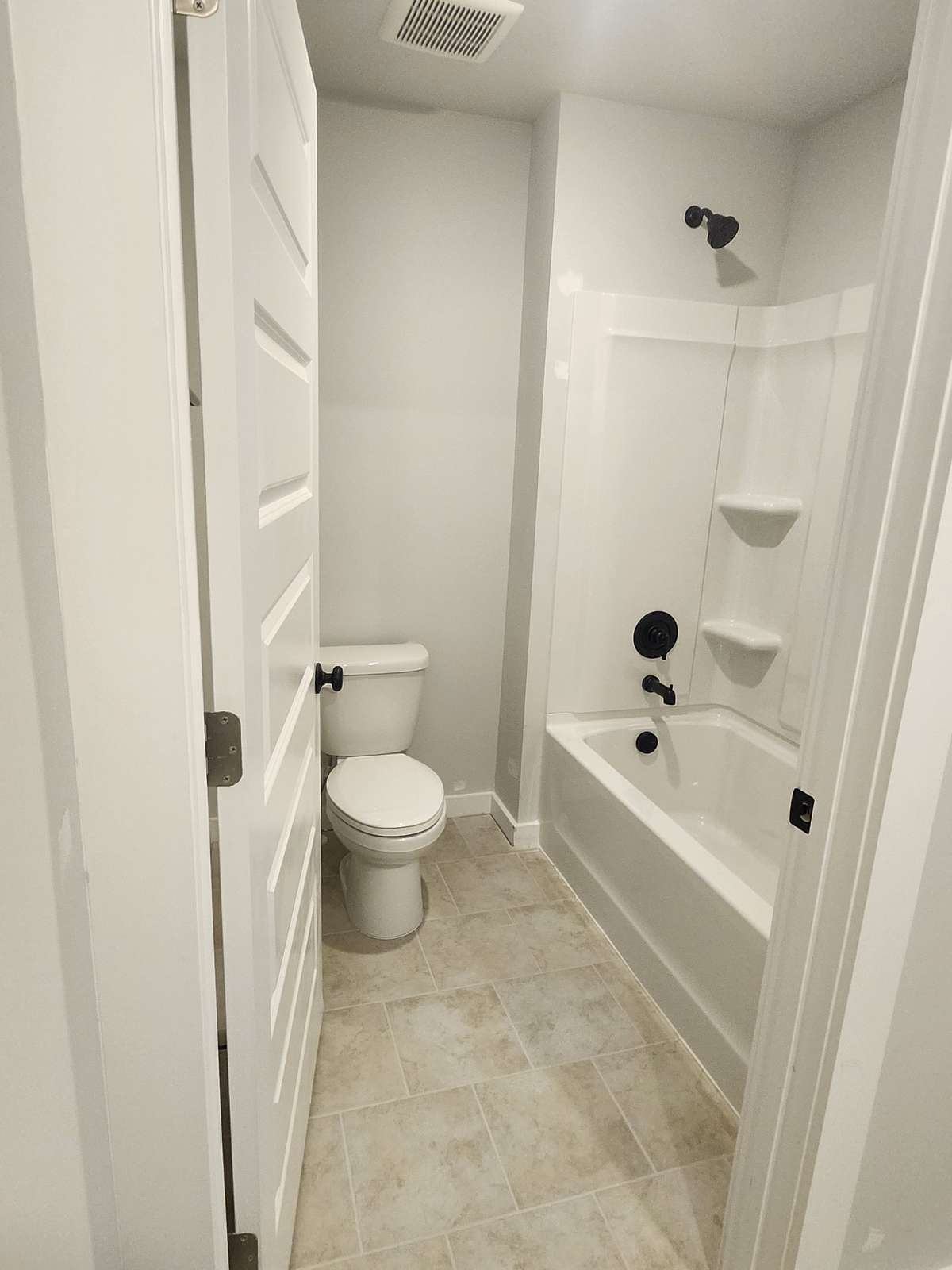 Upstairs hall bathroom