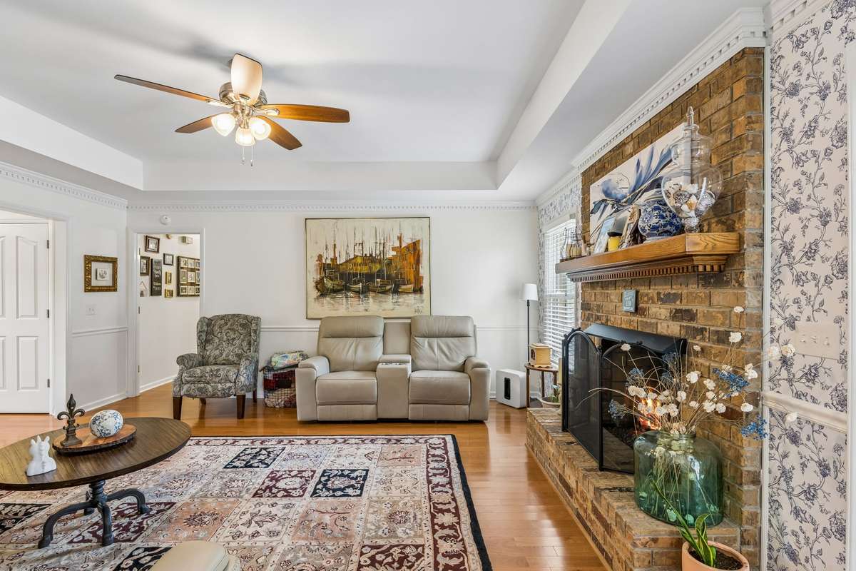 Large space for gathering around the fire. 2104 Red Mile Rd, Murfreesboro, TN 37127