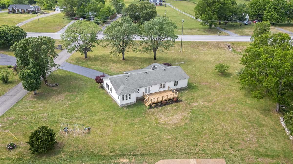 29 Bryson St., Auburntown, TN 37016.