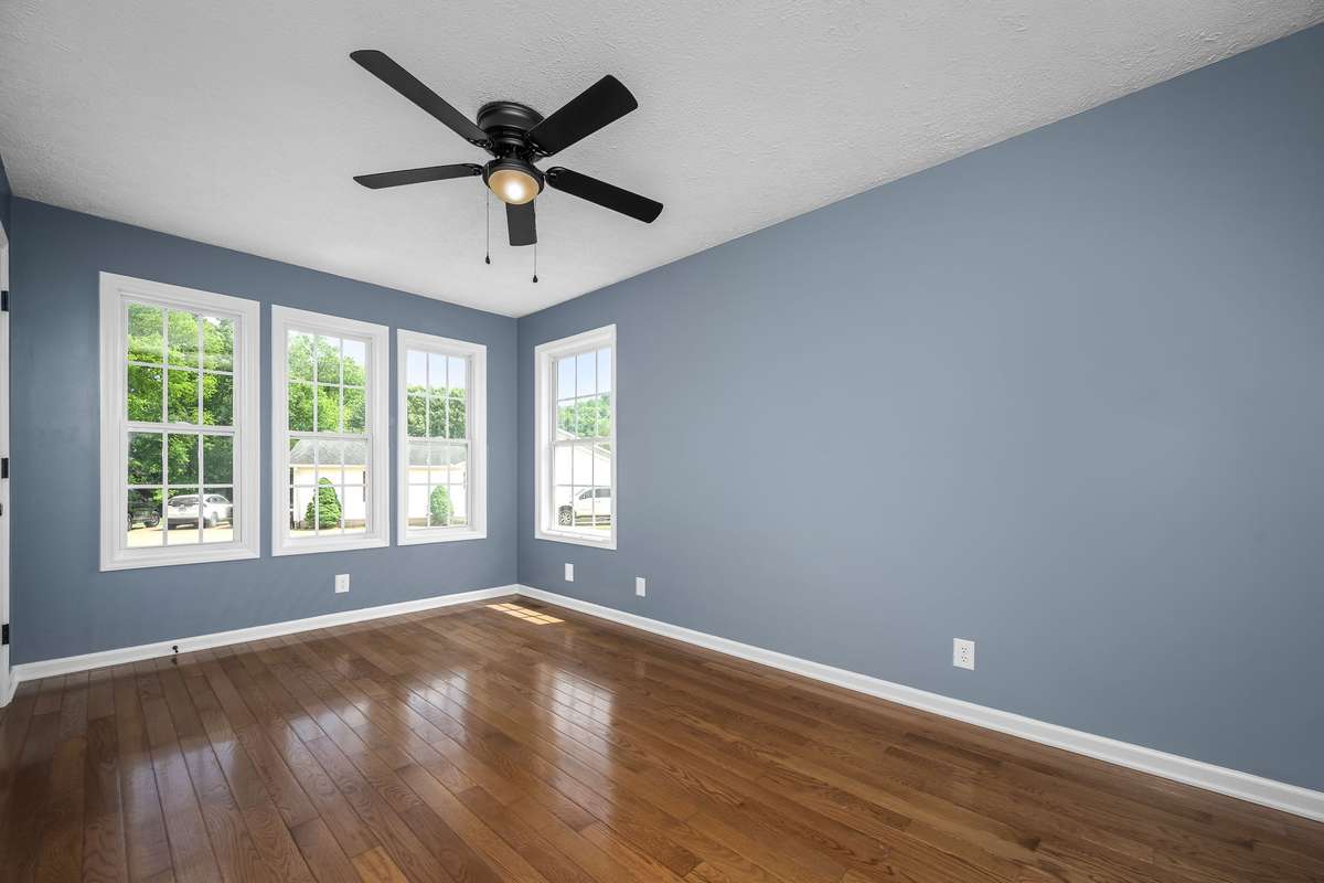 Another look at Bedroom 4.