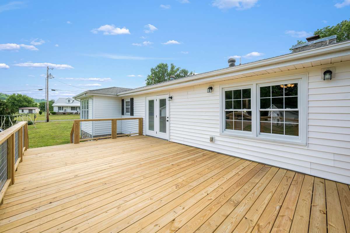 Another look at the new back deck.