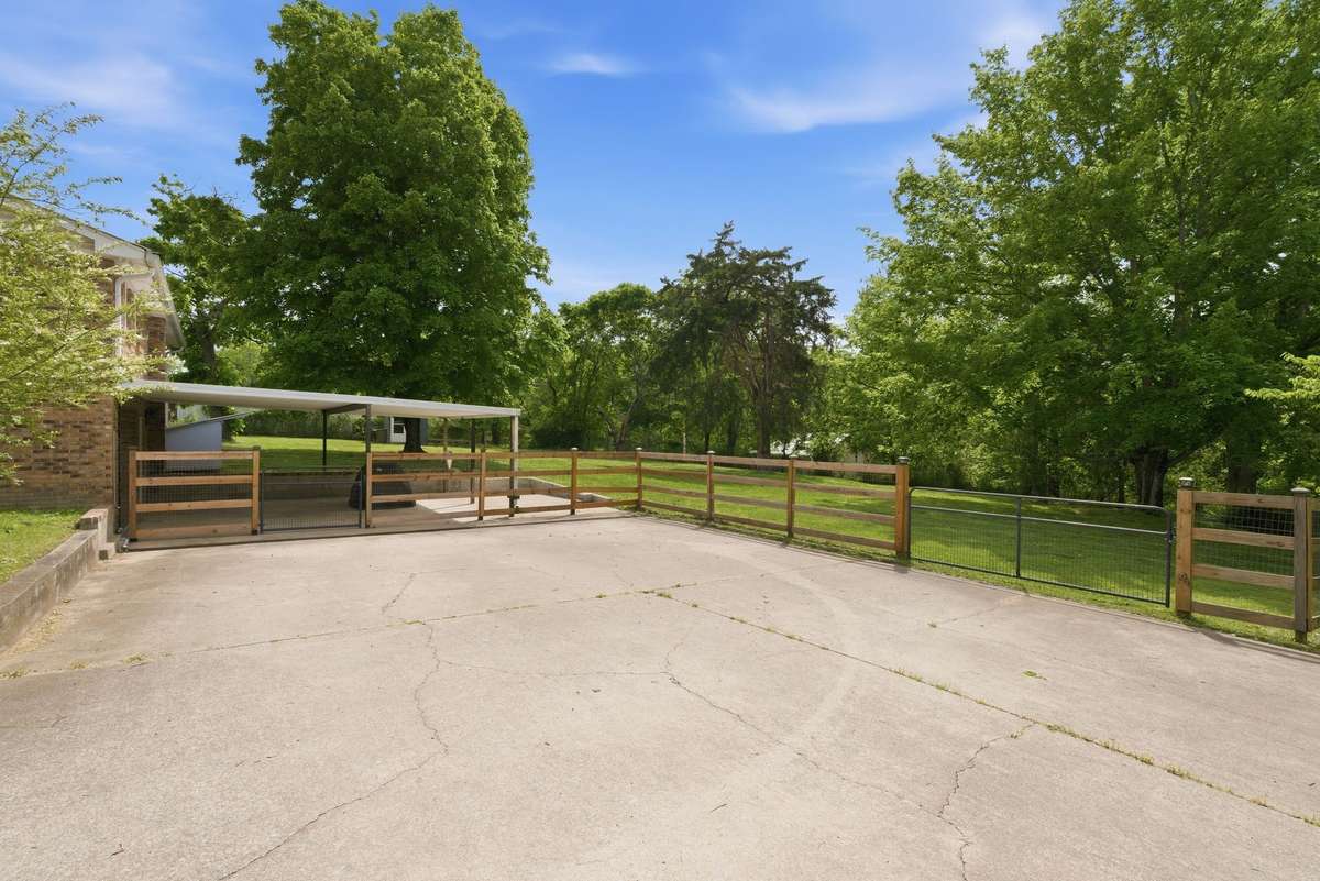 Spacious driveway for ample parking