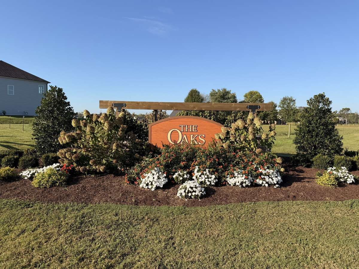 The Oaks - Front Entrance