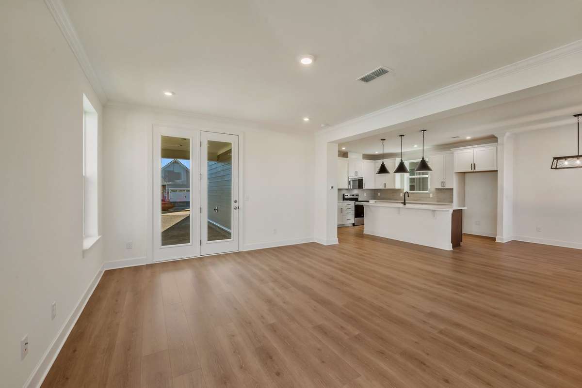(Photos of similar home)