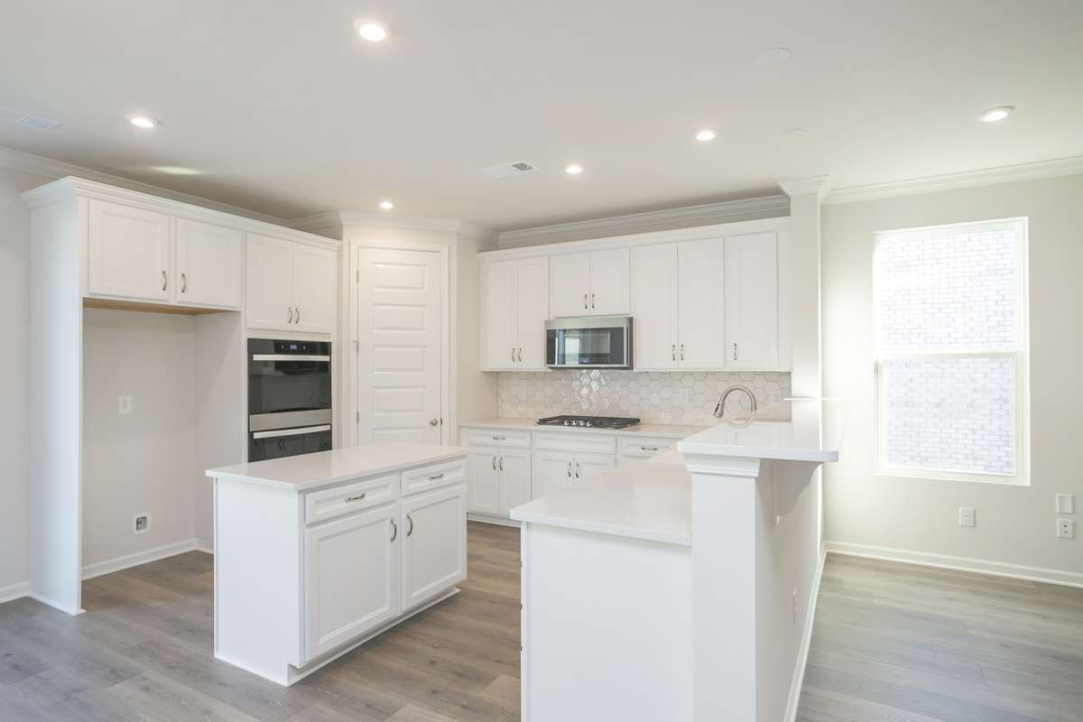 Enhanced Kitchen w/double oven