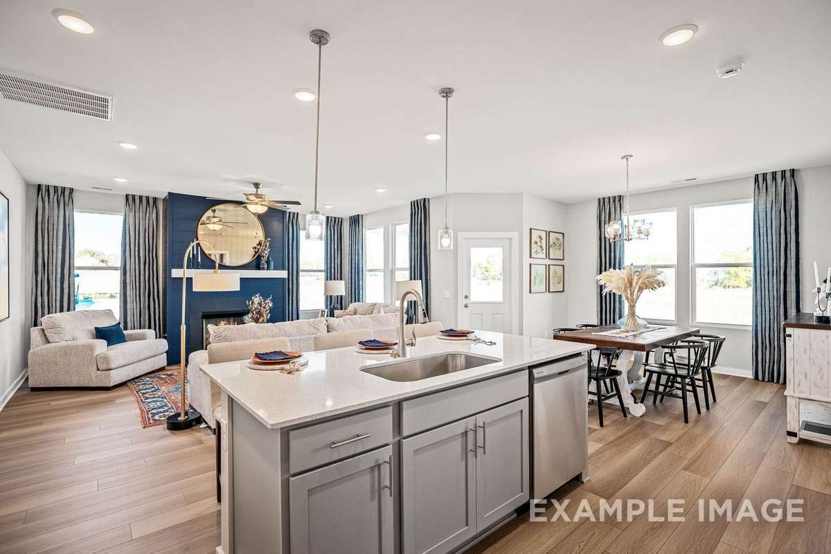 Picture of Model home and not of actual home being built.  Colors and selections may vary.