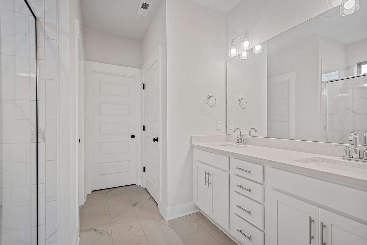 Picture of model home and not of actual home being built.