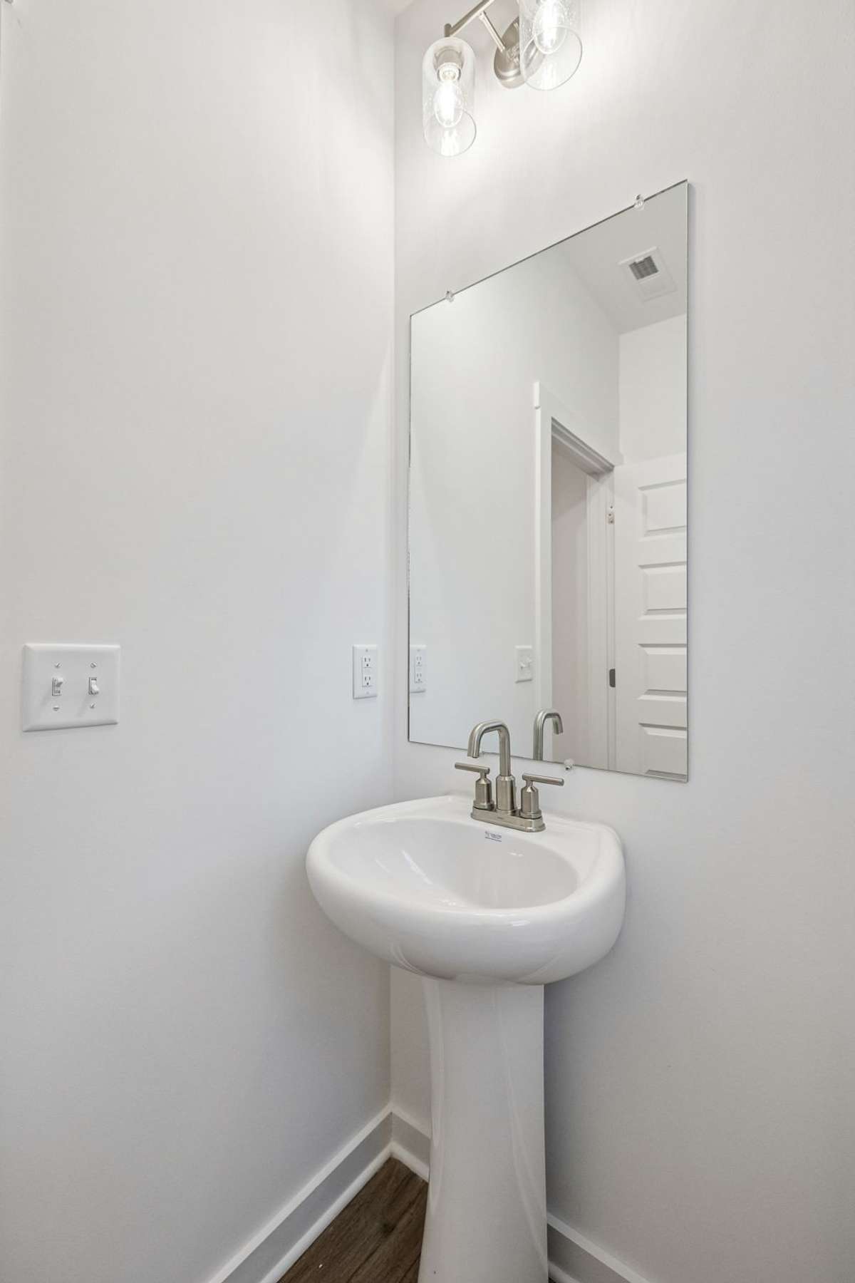 Picture of model home and not of actual home being built