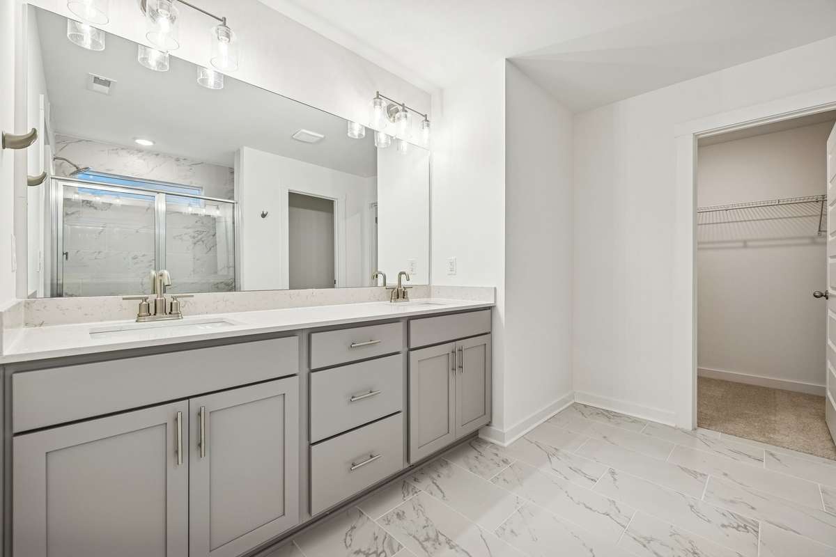 Picture of model home and not of actual home being built