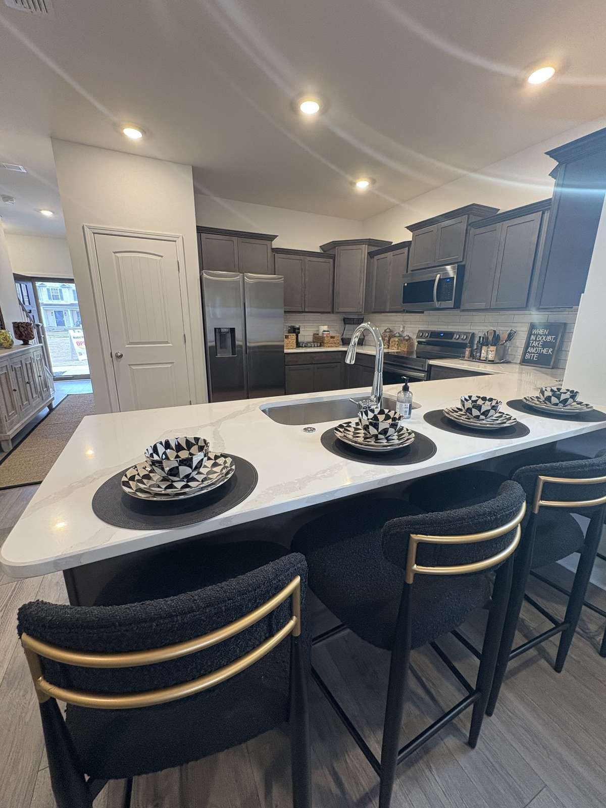 Photo is of the model home to show what the completed floor plan looks like. Selections and Options may vary.