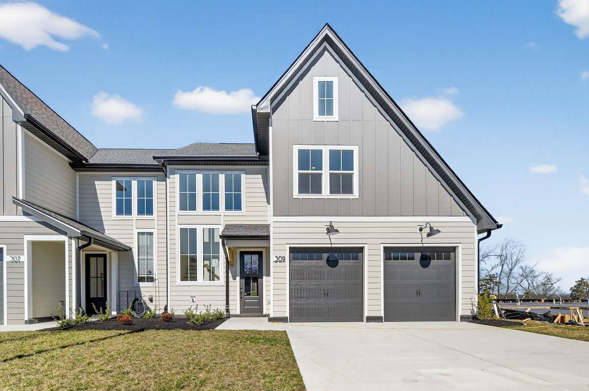 Model home photos. Options and selections may vary per home.