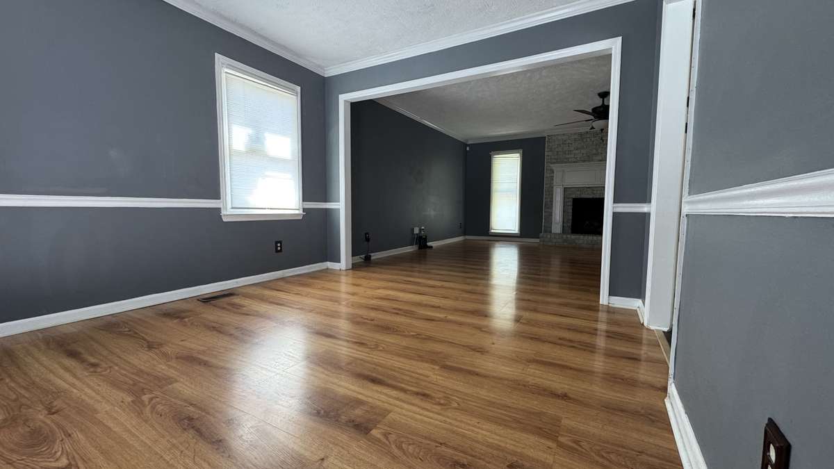 Great dining room open to living room