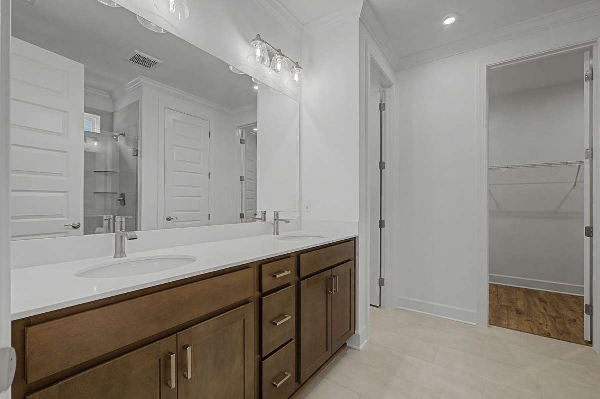 Primary En Suite