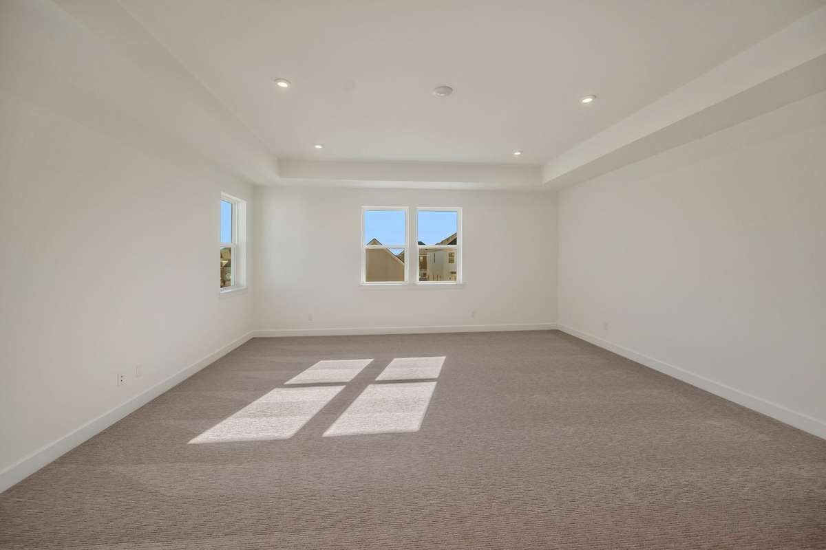HUGE upstairs great room!