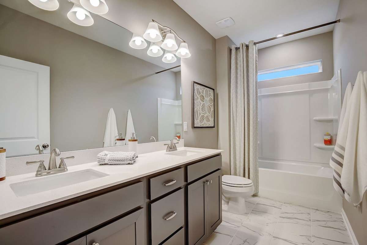 Upstairs shared bath