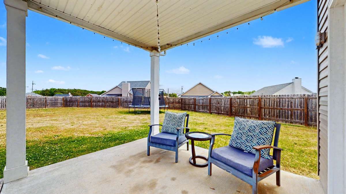 The whole family including pets should love all of the space this yard provides!