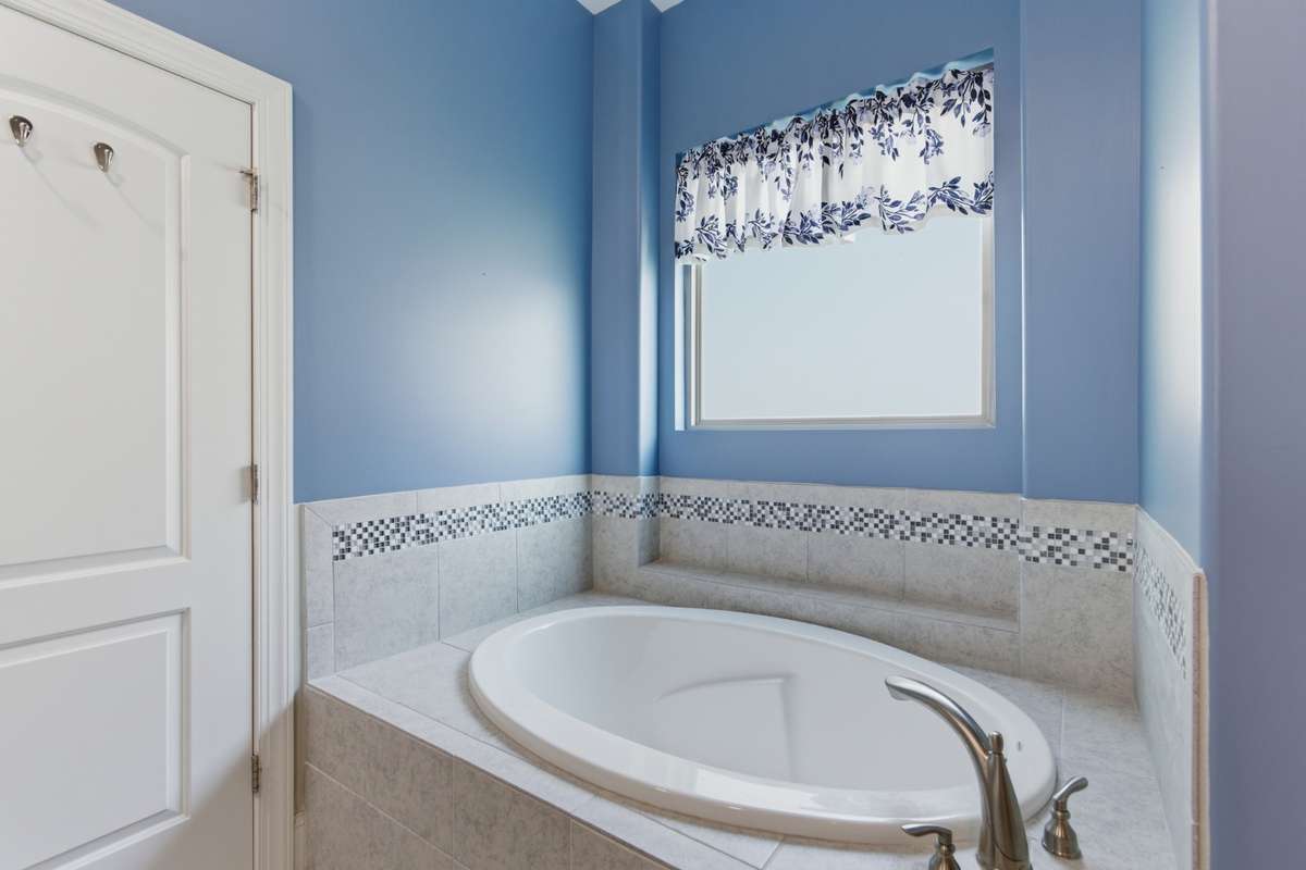 Luxury garden tub in the master bathroom.