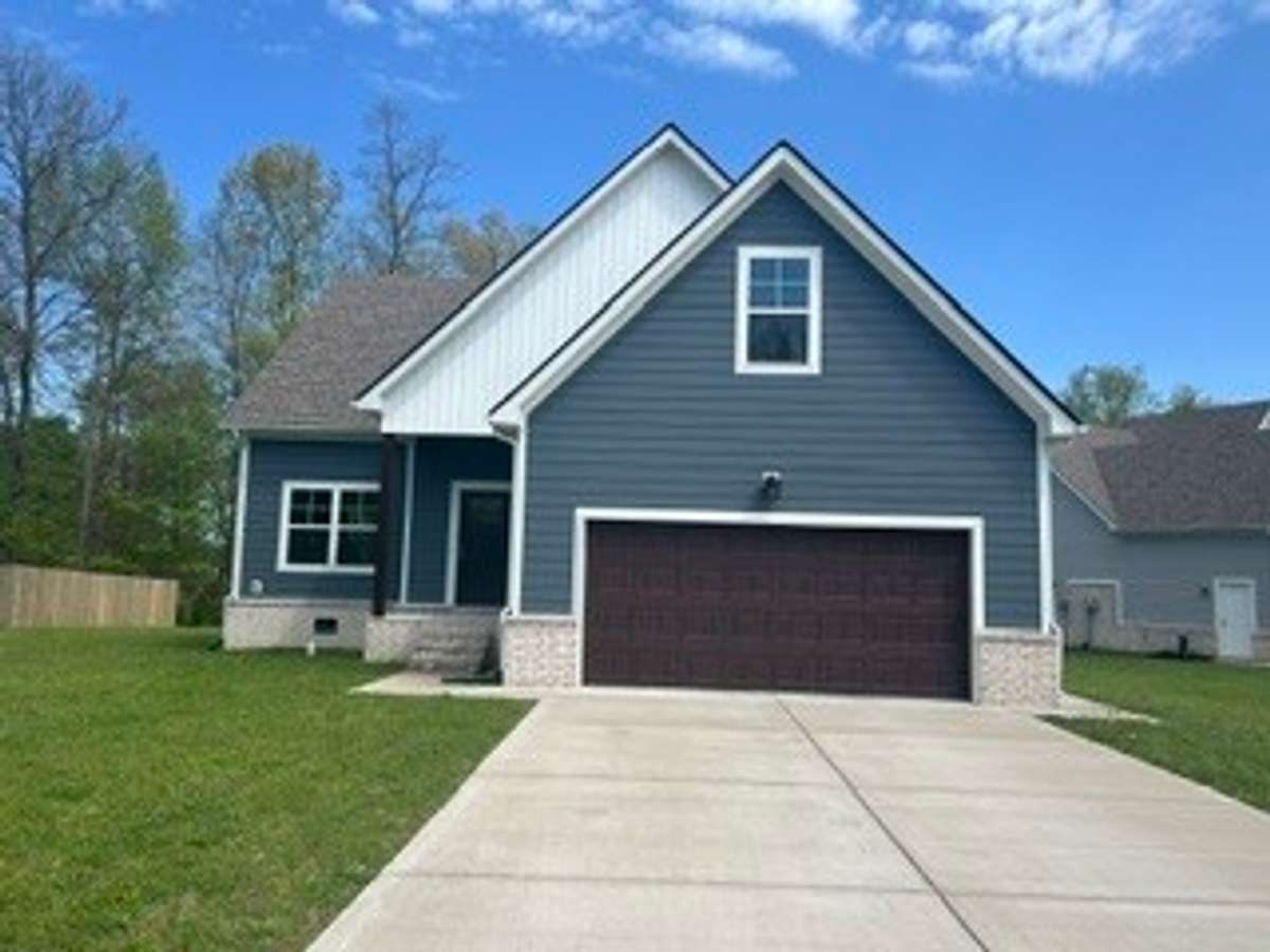 Home has great curb appeal. Well maintained Home only 4.50 years old.