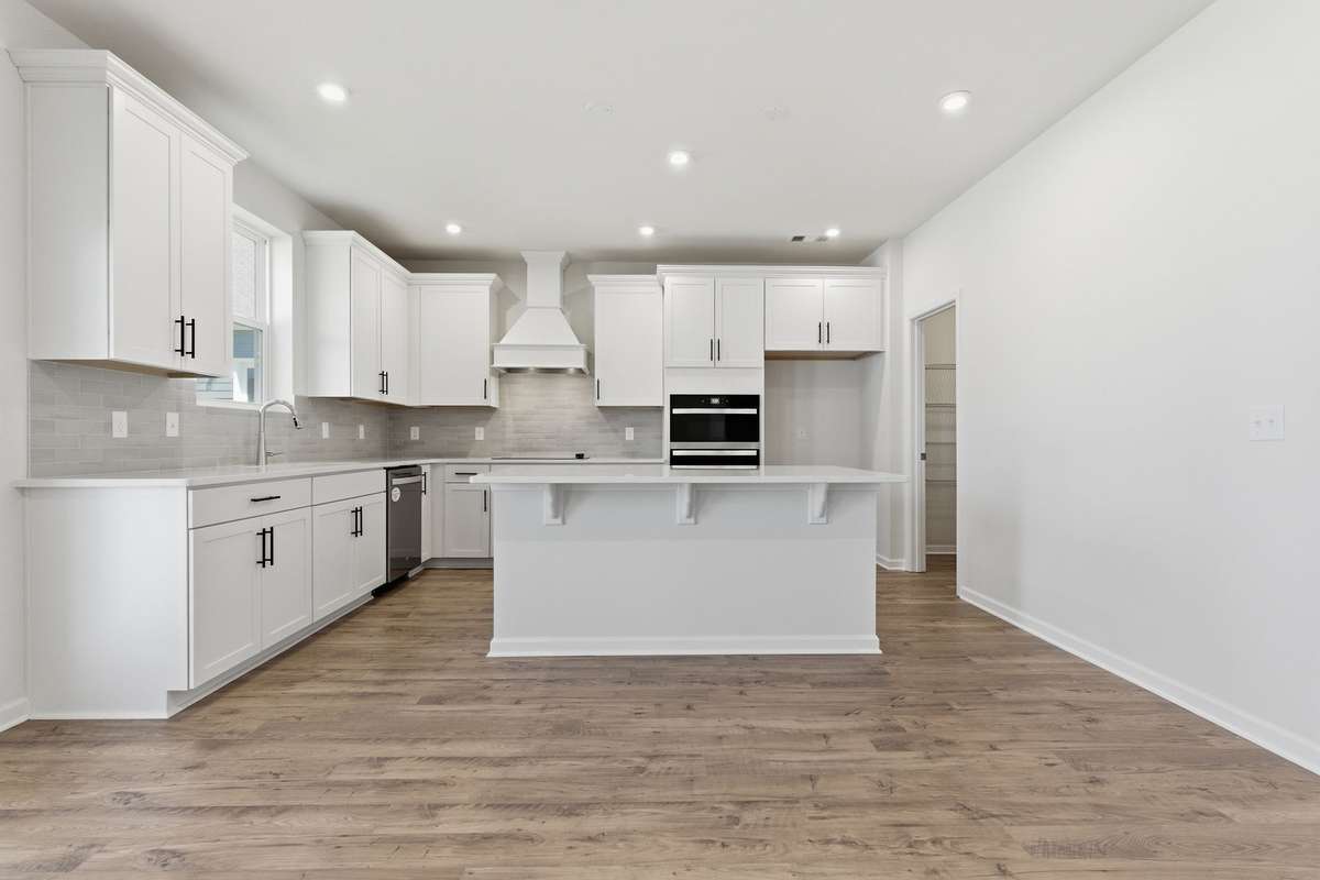 Ample cabinet, and quartz counter space