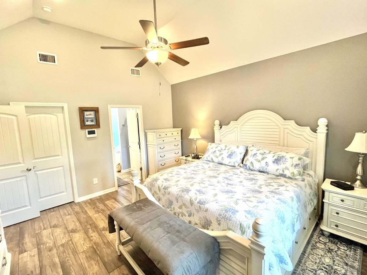 Owner's suite has a walk in closet and full bath