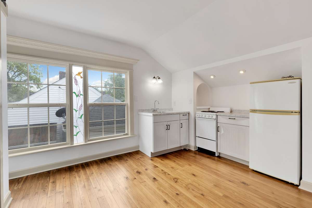 Upstairs kitchenette