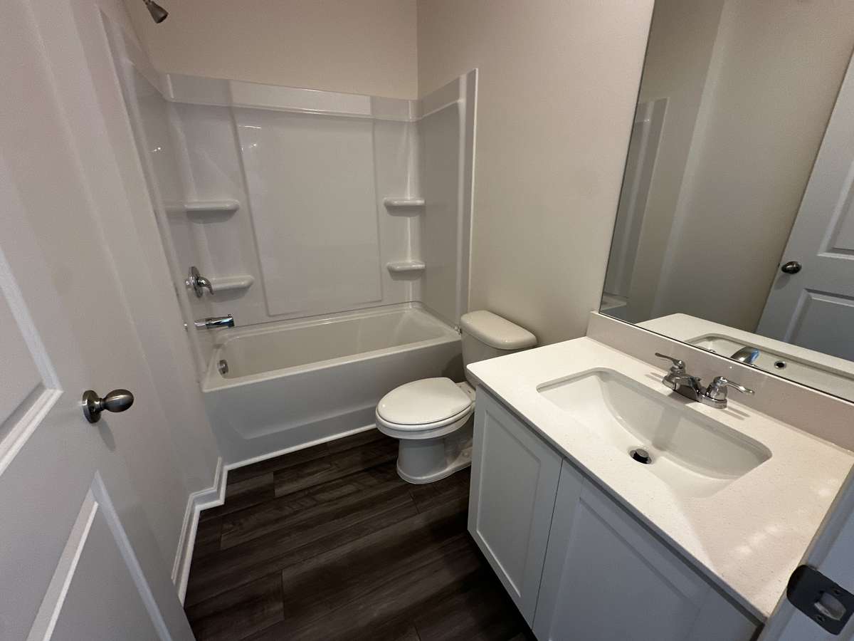 Full third guest bathroom