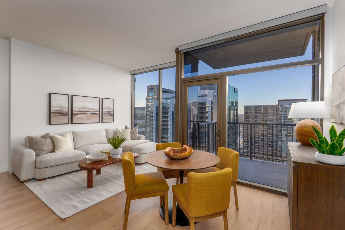 Same floorplan, floor 23