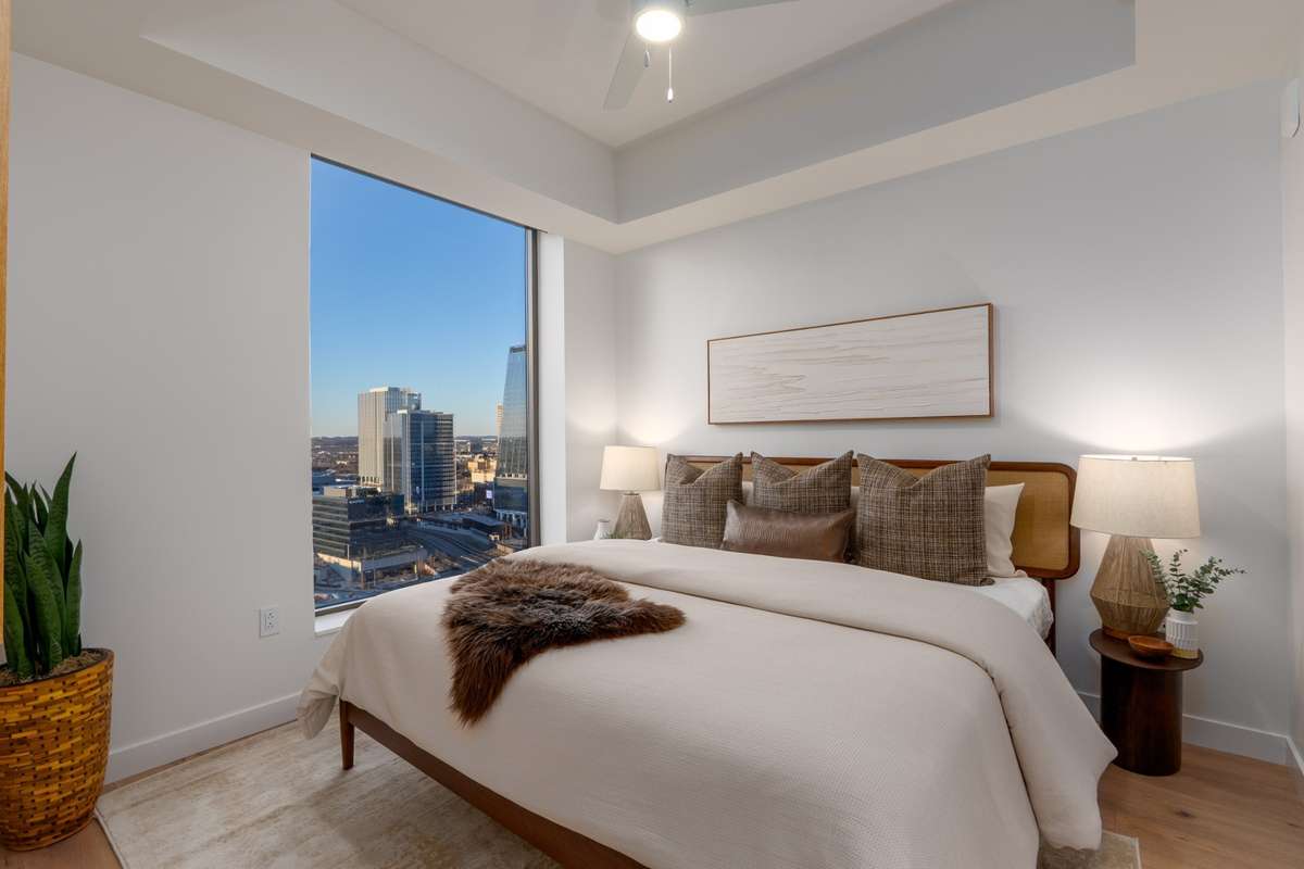 Same floorplan, floor 23
