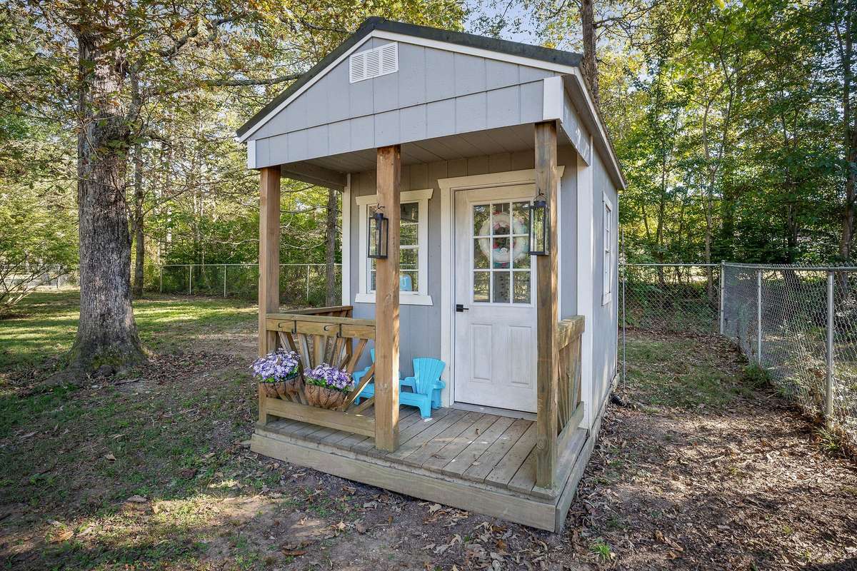 BONUS: Play house for the kids!