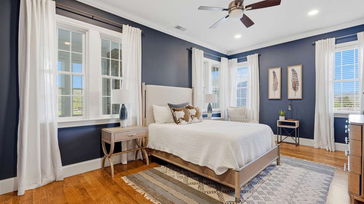 Upstairs bedroom 3